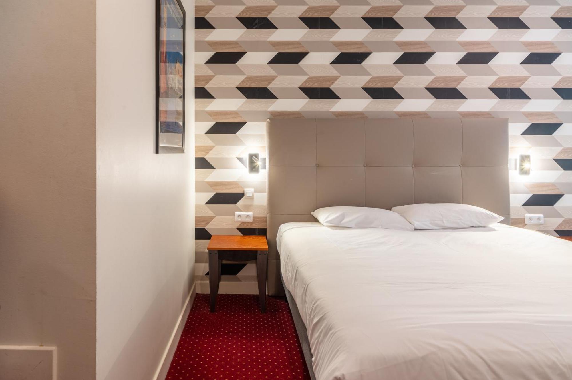 Logis Le Relais De Fusies Otel Lacaune Dış mekan fotoğraf